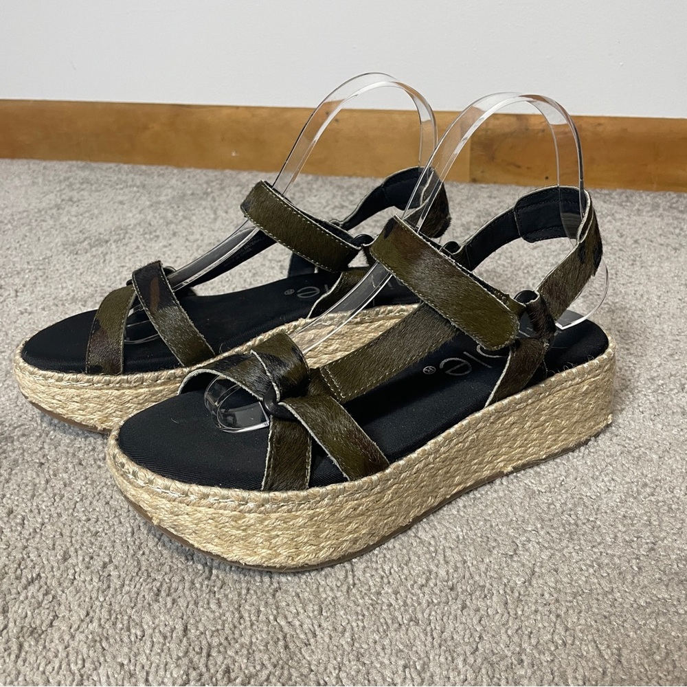 Nicole Women's Pathbreaker‎ Green Camo Calf Hair Espadrille Wedge Sandal size 8M